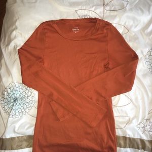 Perfect fit J Crew long-sleeved tee
